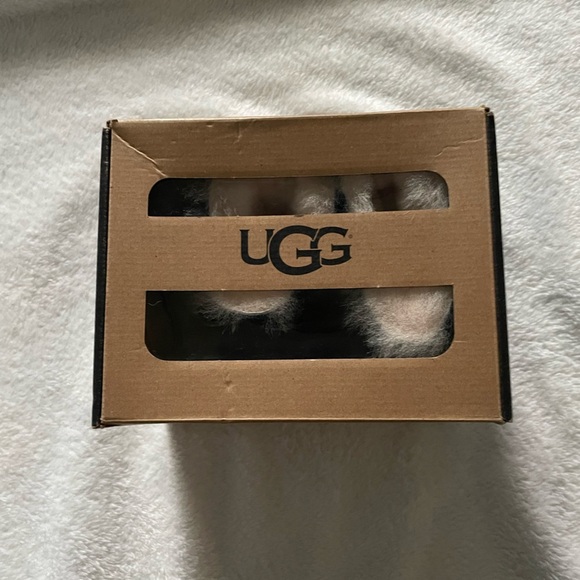 UGG Midnight Sheepskin Booties New with box!! - Picture 2 of 13